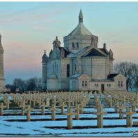 Nécropole sous la neige